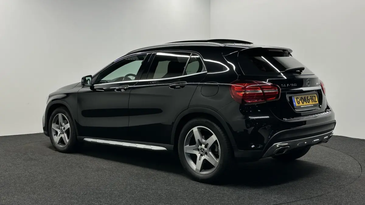 180 Business Solution AMG Limited PANO CAMERA NAVI ECC CRUISE 40000 KM.