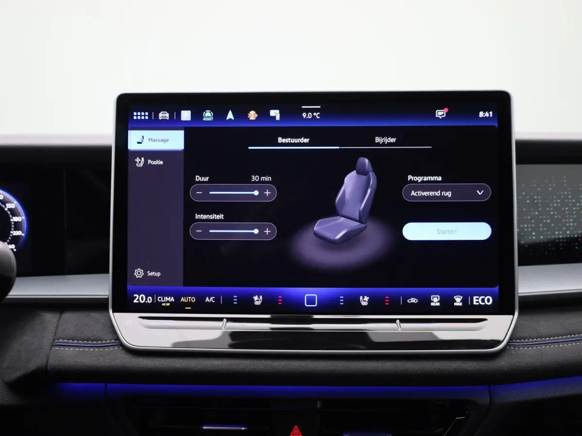 1.5 eHybrid R-Line Edition 272 PK | Lederen Stoelen Met Geheugen | Navigatie Groot Scherm | Trekhaak | 360 Camera | Head-Updisplay | Stoelverwarming Voor & Achter | Stuurwielverwarming |