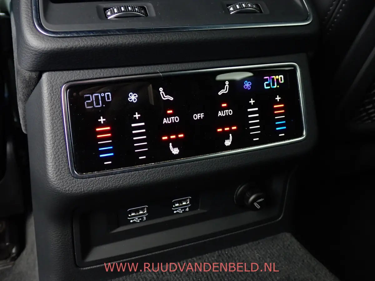 RS6-R ABT QUATTRO 825PK AKRAPOVIC + EVENTURI /PANODAK/KERAMISCH/B&O/STOELVENT/360*