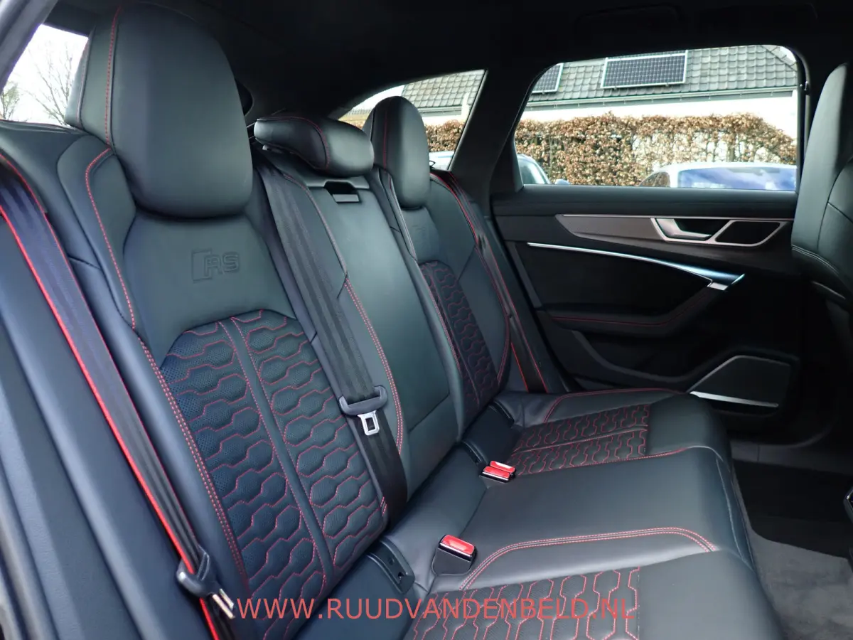 RS6-R ABT QUATTRO 825PK AKRAPOVIC + EVENTURI /PANODAK/KERAMISCH/B&O/STOELVENT/360*