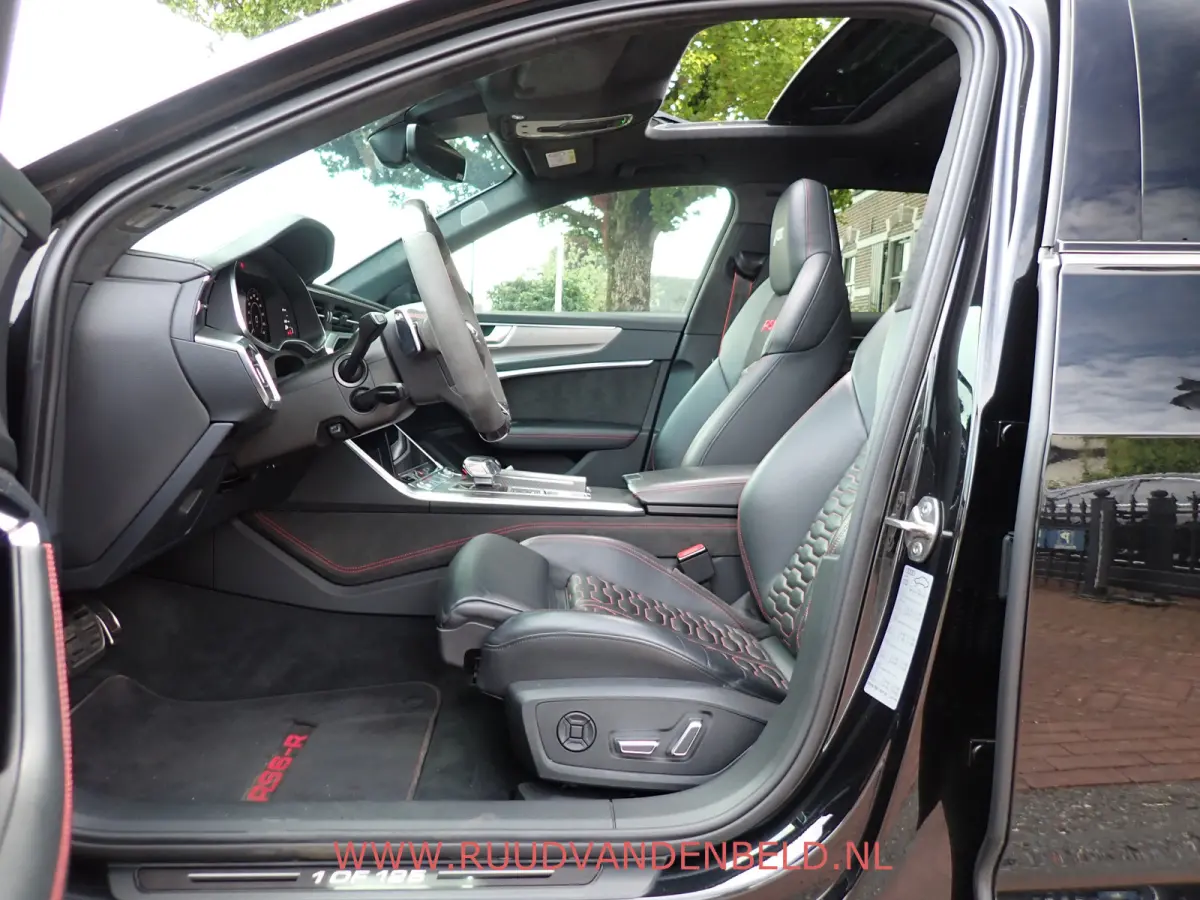 RS6-R ABT QUATTRO 825PK AKRAPOVIC + EVENTURI /PANODAK/KERAMISCH/B&O/STOELVENT/360*