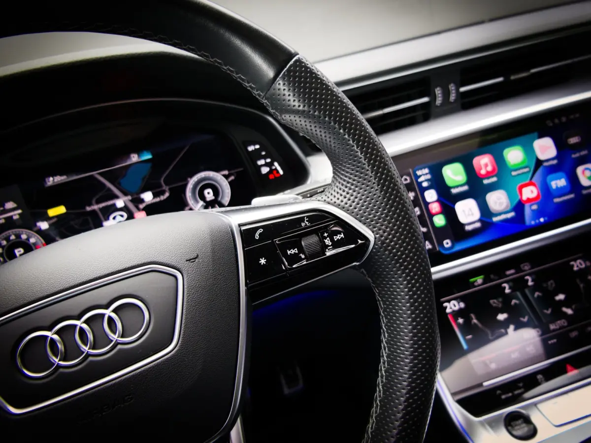 55 TFSI e quattro Competition S-Line Edition (B&O, SFEERVERLICHTING, MAXTON, ACC, PANO, TREKHAAK, CAMERA, CARPLAY)
