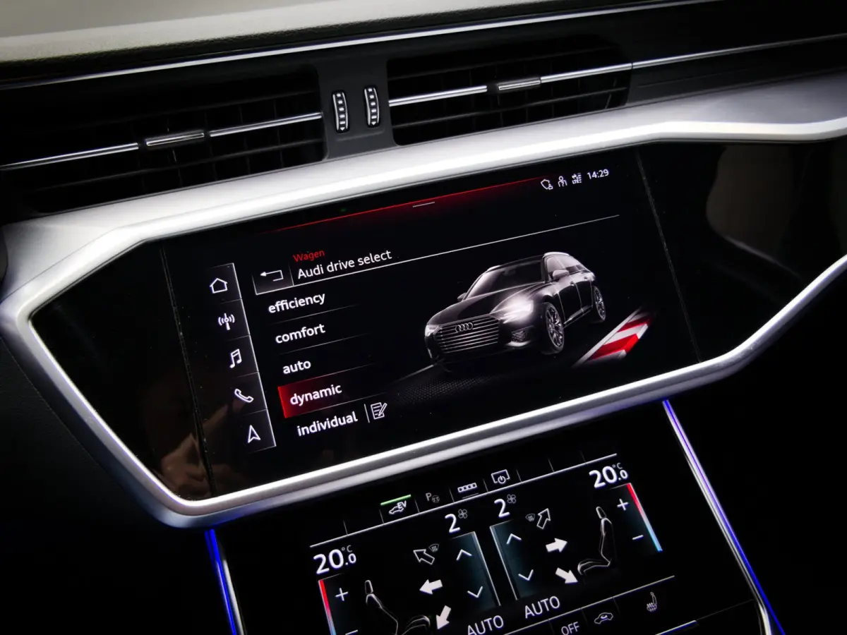 55 TFSI e quattro Competition S-Line Edition (B&O, SFEERVERLICHTING, MAXTON, ACC, PANO, TREKHAAK, CAMERA, CARPLAY)