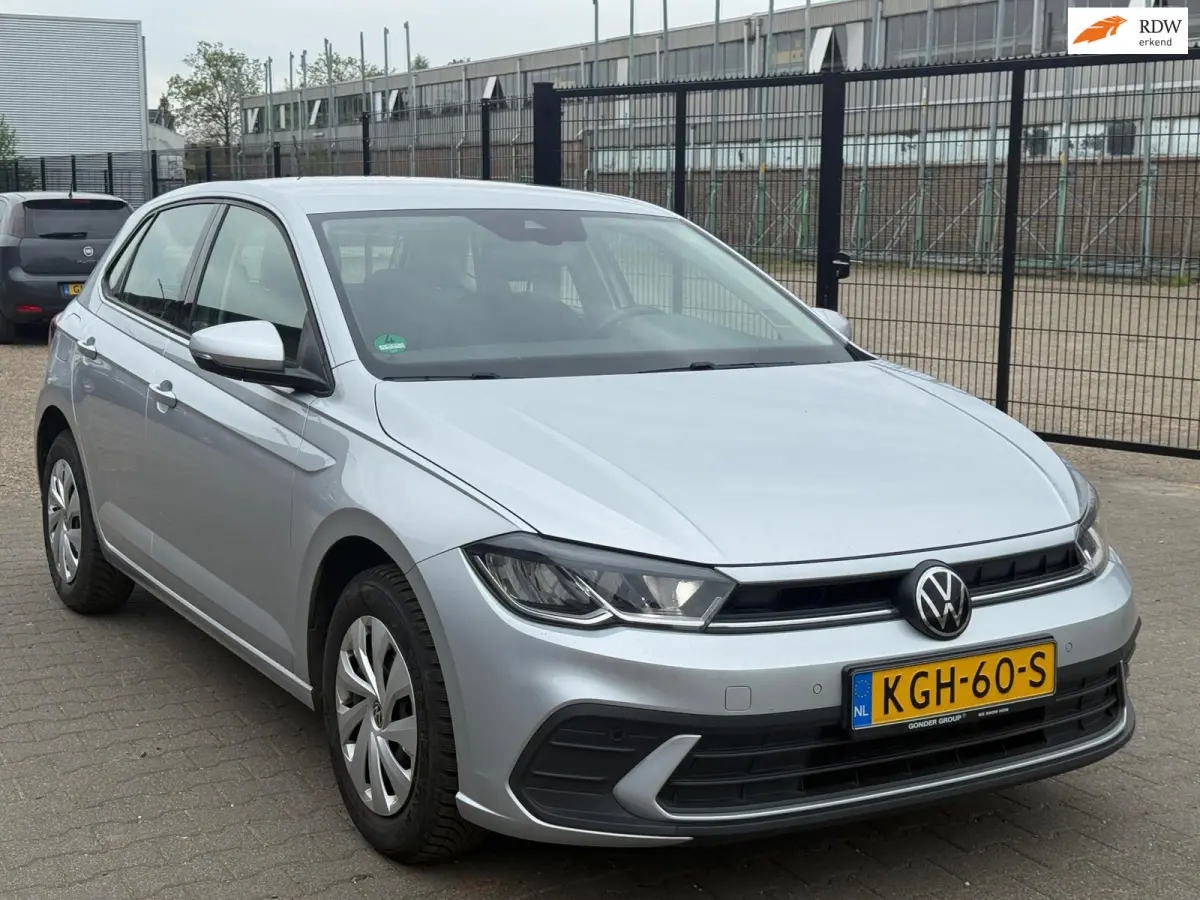 1.0 TSI Life Business Lane assist PDC V+A