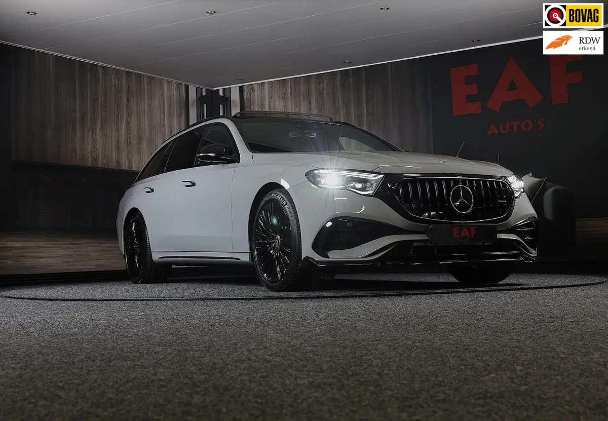 300 e AMG 53 Look / HYPERSCREEN / Massage / Burmester 4D / Head Up / 360 Camera / Acc / Open Panoram