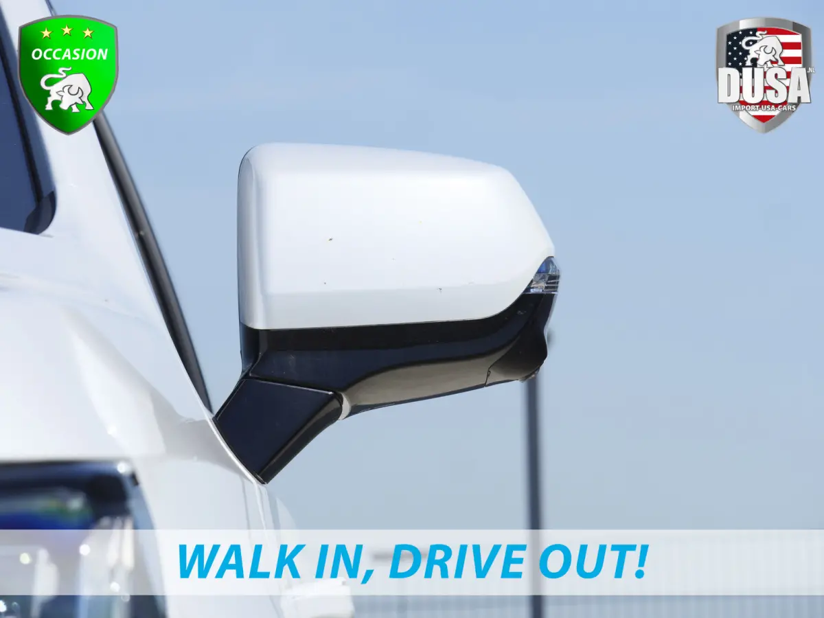 6.2 V8 | Sport | Luchtvering / Panoramadak / 7 Seats