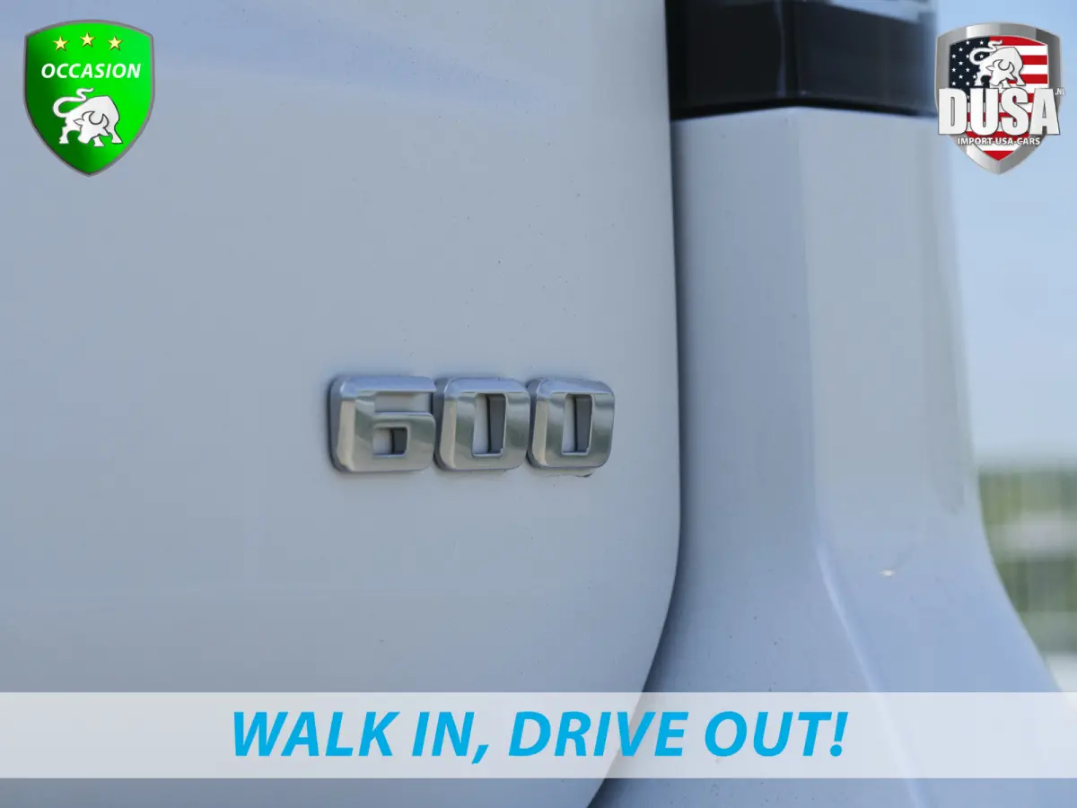 6.2 V8 | Sport | Luchtvering / Panoramadak / 7 Seats