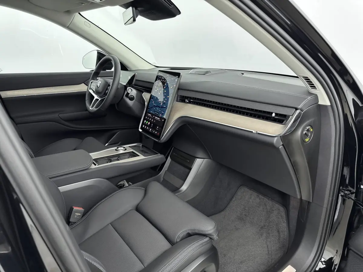 Single Motor Plus 7p. 92 kWh Lm velgen