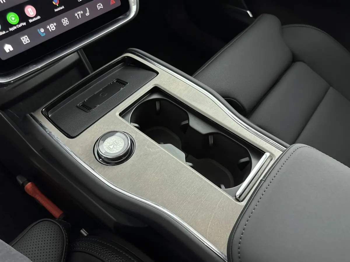 Single Motor Plus 7p. 92 kWh Lm velgen