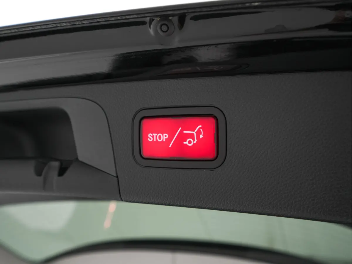 4MATIC Business Solution (Plug-In) {SoH-94%} (INCL-BTW) *LEATHER | FULL-LED | DIGI-COCKPIT | KEYLESS | DAB | HEATED-SPORTSEATS | CAMERA | PRIVACY-GLASS | NAVI-FULLMAP | ECC | PDC | CRUISE | 