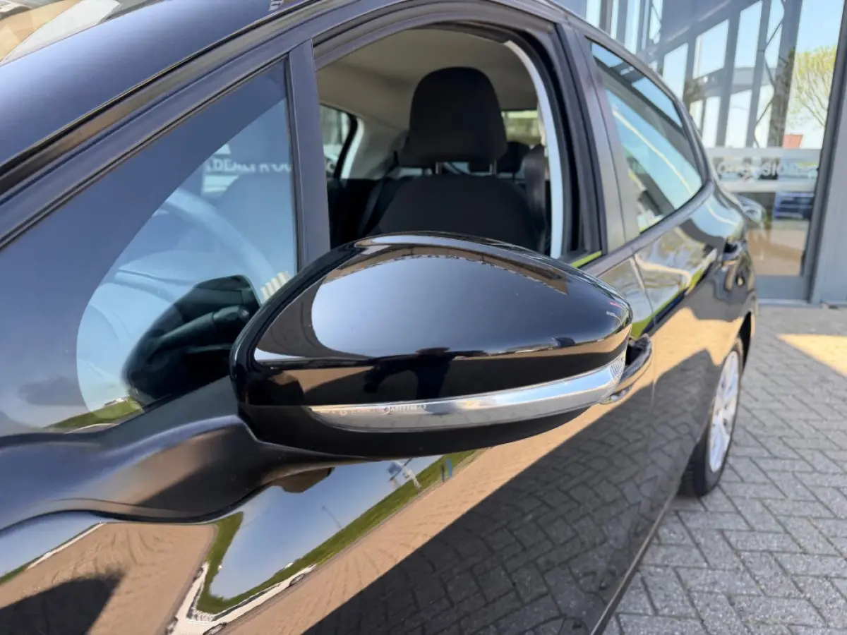 1.2 PURETECH ACTIVE NAVI AIRCO