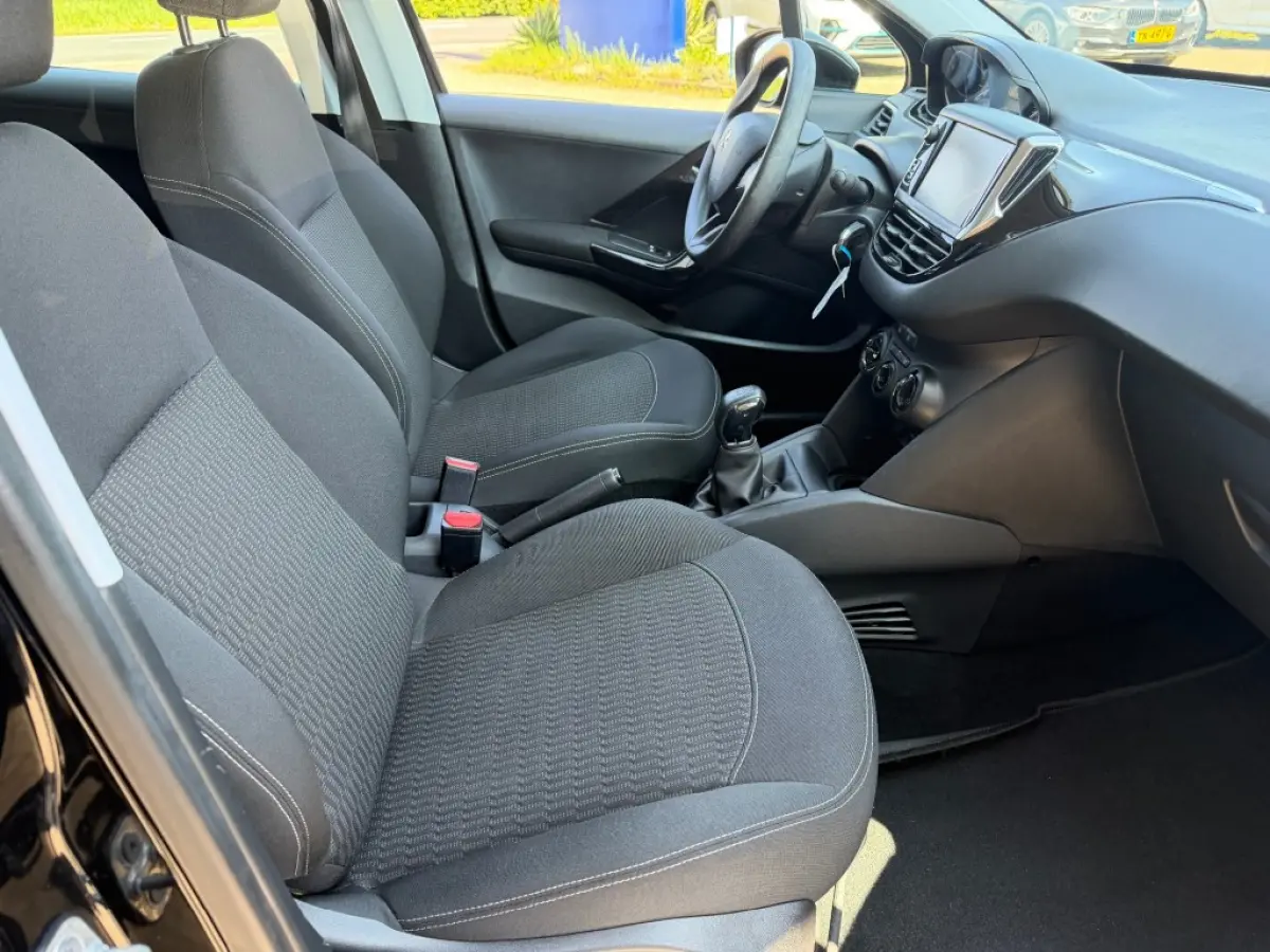 1.2 PURETECH ACTIVE NAVI AIRCO