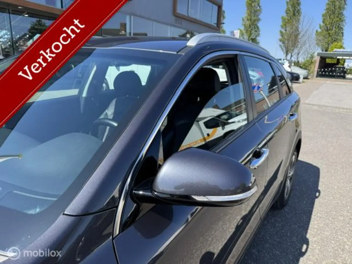 1.6 GDi Hybrid DynamicLine Navigatie , Achteruit rij camera , Cruise controle , Climate controle , Lane assist , Dealer onderhouden met onderhoud historie