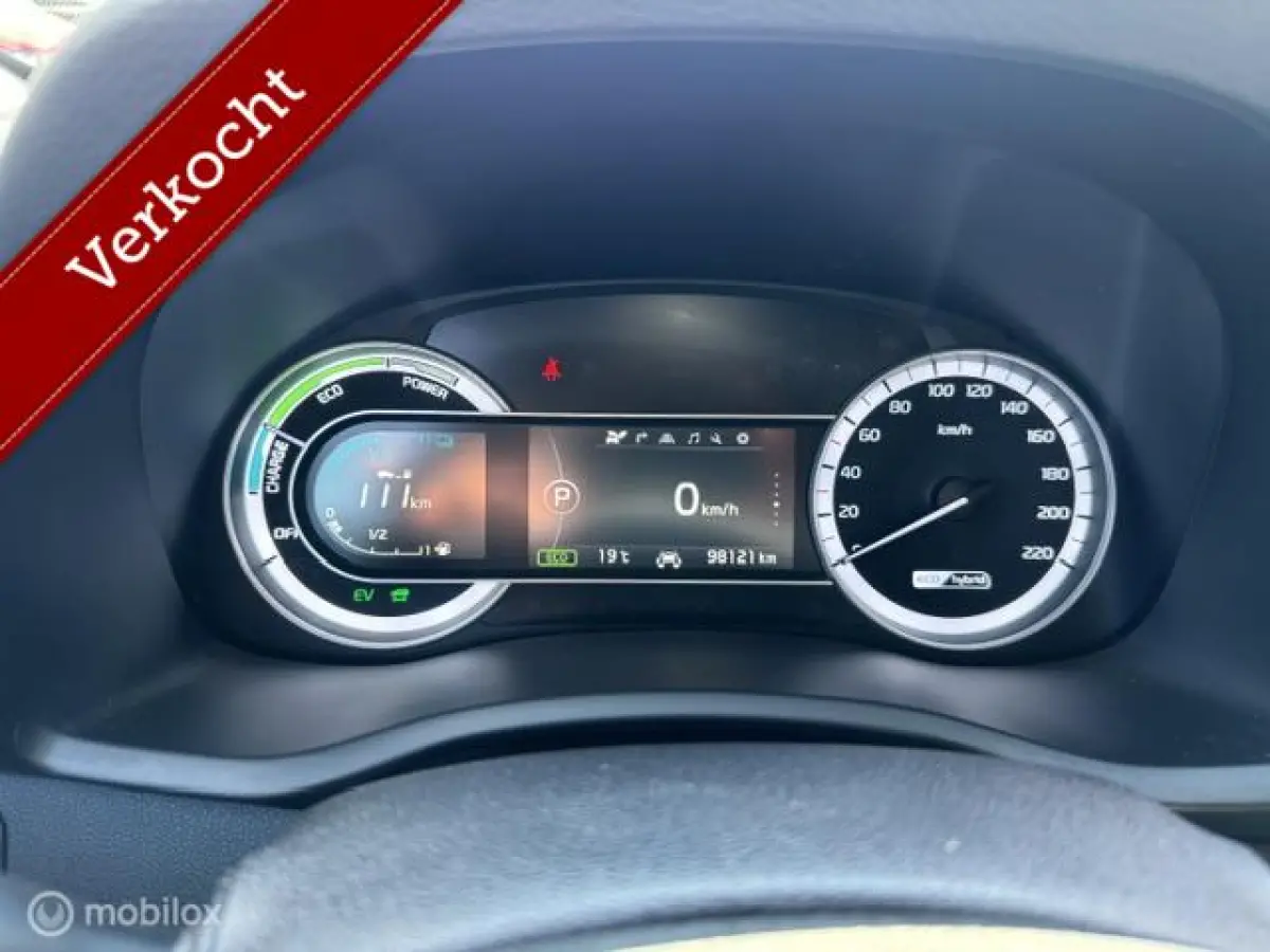 1.6 GDi Hybrid DynamicLine Navigatie , Achteruit rij camera , Cruise controle , Climate controle , Lane assist , Dealer onderhouden met onderhoud historie