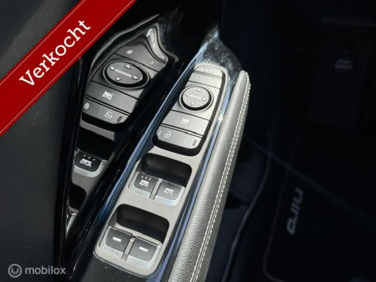 1.6 GDi Hybrid DynamicLine Navigatie , Achteruit rij camera , Cruise controle , Climate controle , Lane assist , Dealer onderhouden met onderhoud historie