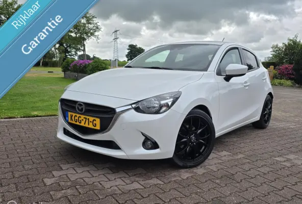 1.5 Skyactiv-G 90/NAVI/CRUISE/PDC/17 INCH