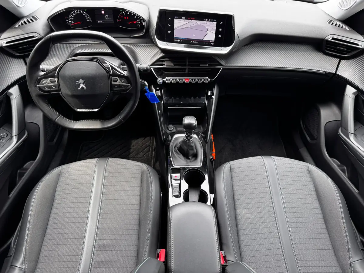 1.2 PT Allure | 130 PK | Trekhaak | Navigatie | NL-Auto | Parkeersensoren | Climate Control |