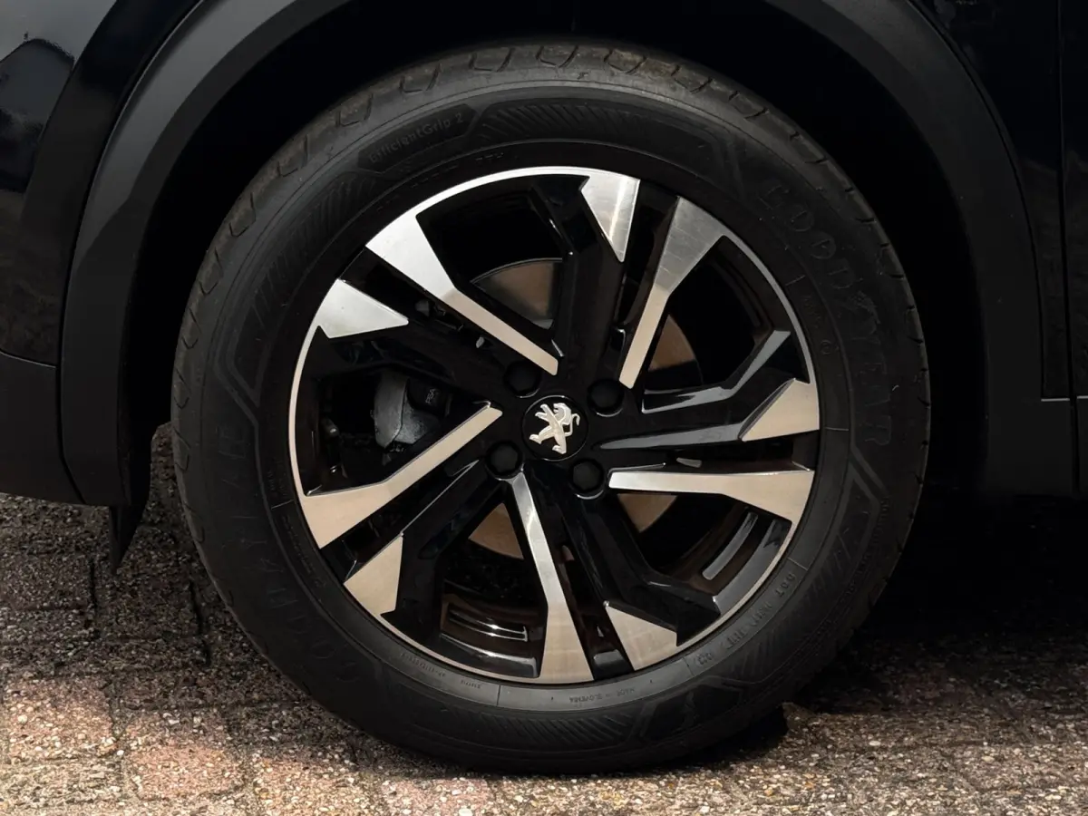 1.2 PT Allure | 130 PK | Trekhaak | Navigatie | NL-Auto | Parkeersensoren | Climate Control |