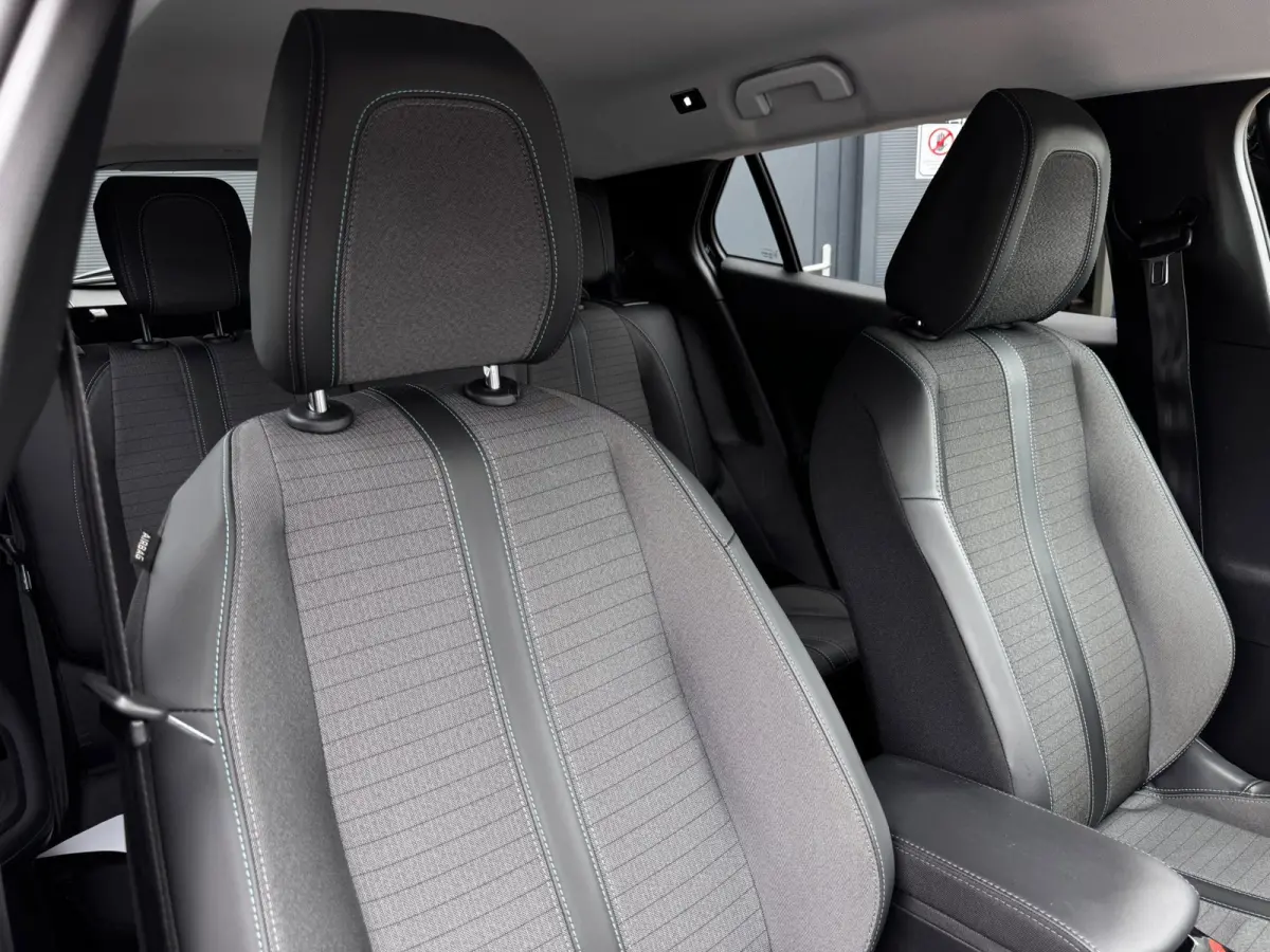 1.2 PT Allure | 130 PK | Trekhaak | Navigatie | NL-Auto | Parkeersensoren | Climate Control |