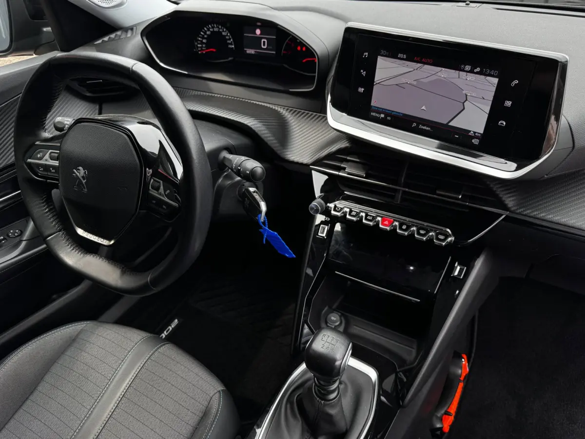 1.2 PT Allure | 130 PK | Trekhaak | Navigatie | NL-Auto | Parkeersensoren | Climate Control |