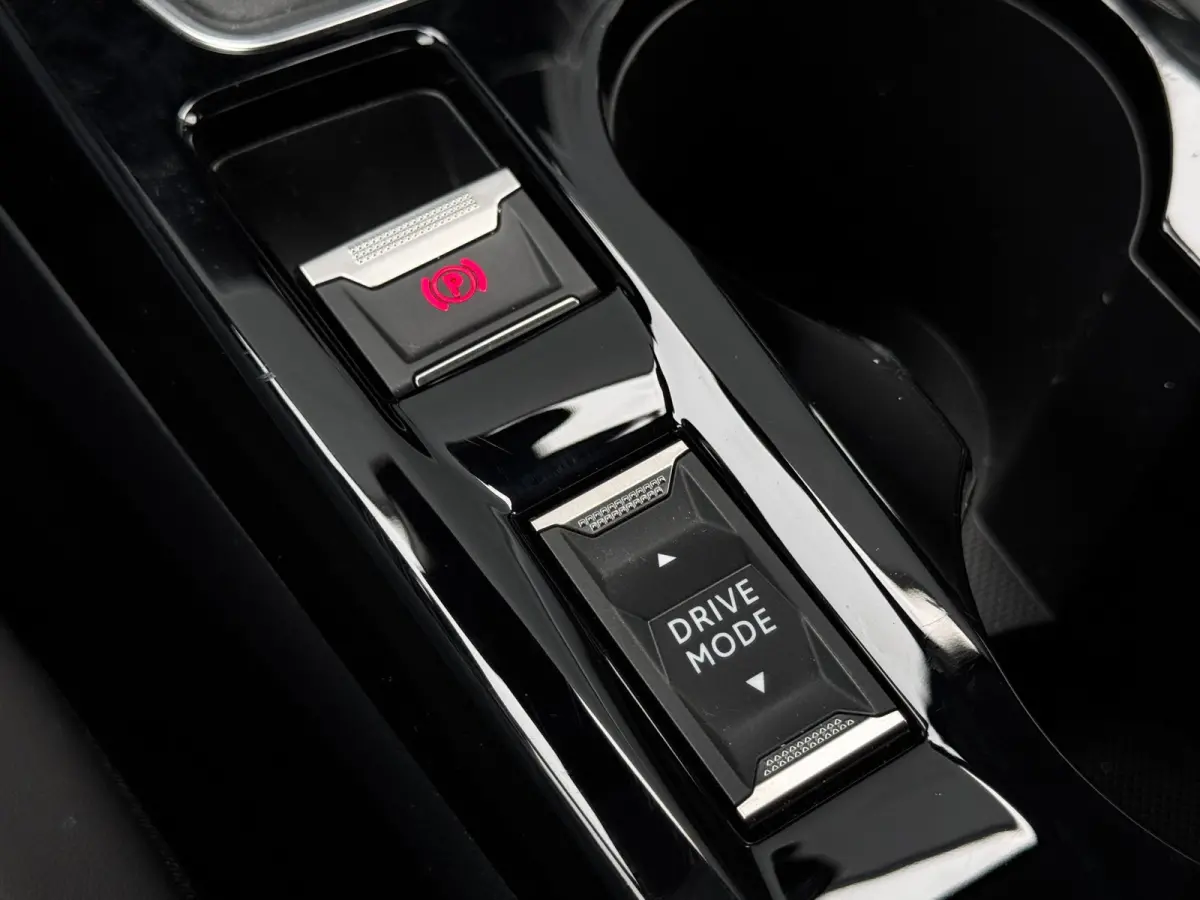 1.2 PT Allure | 130 PK | Trekhaak | Navigatie | NL-Auto | Parkeersensoren | Climate Control |