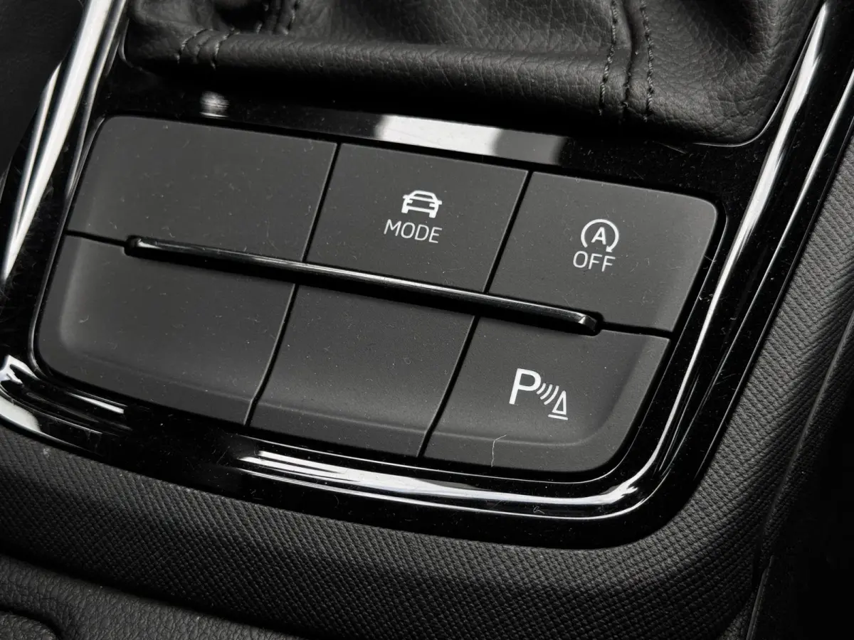 1.5 TSI 150 PK ACT Sport Business | Camera | Carplay | Stoelverwarming | Climate Control | Automaat