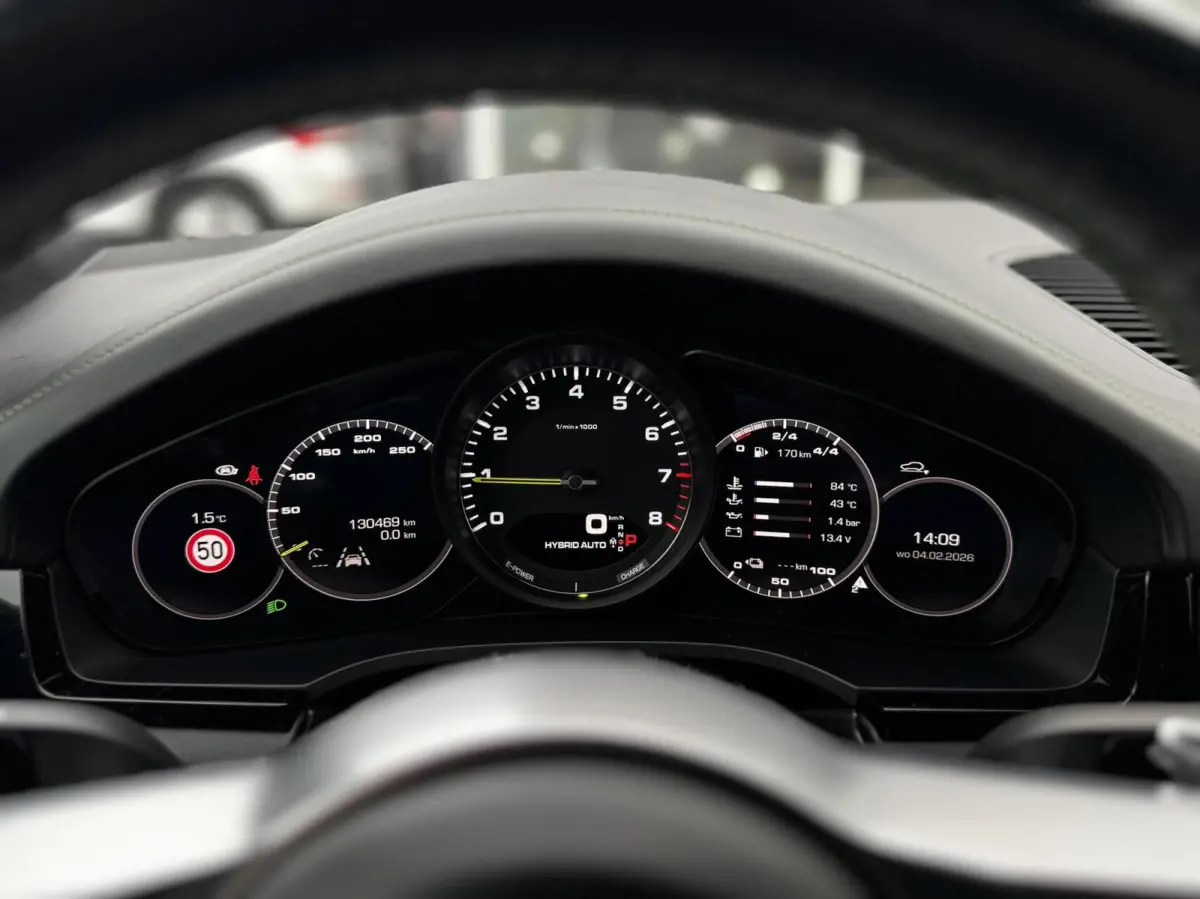 3.0 E-Hybrid|Matrix|Pano|lucht|HUD|22"