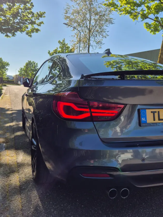 GT M Sport OPTIES Panorama CarPlay Adaptieve Cruise Elek. Trekhaak Camera 2e Eigenaar 320i High Executive