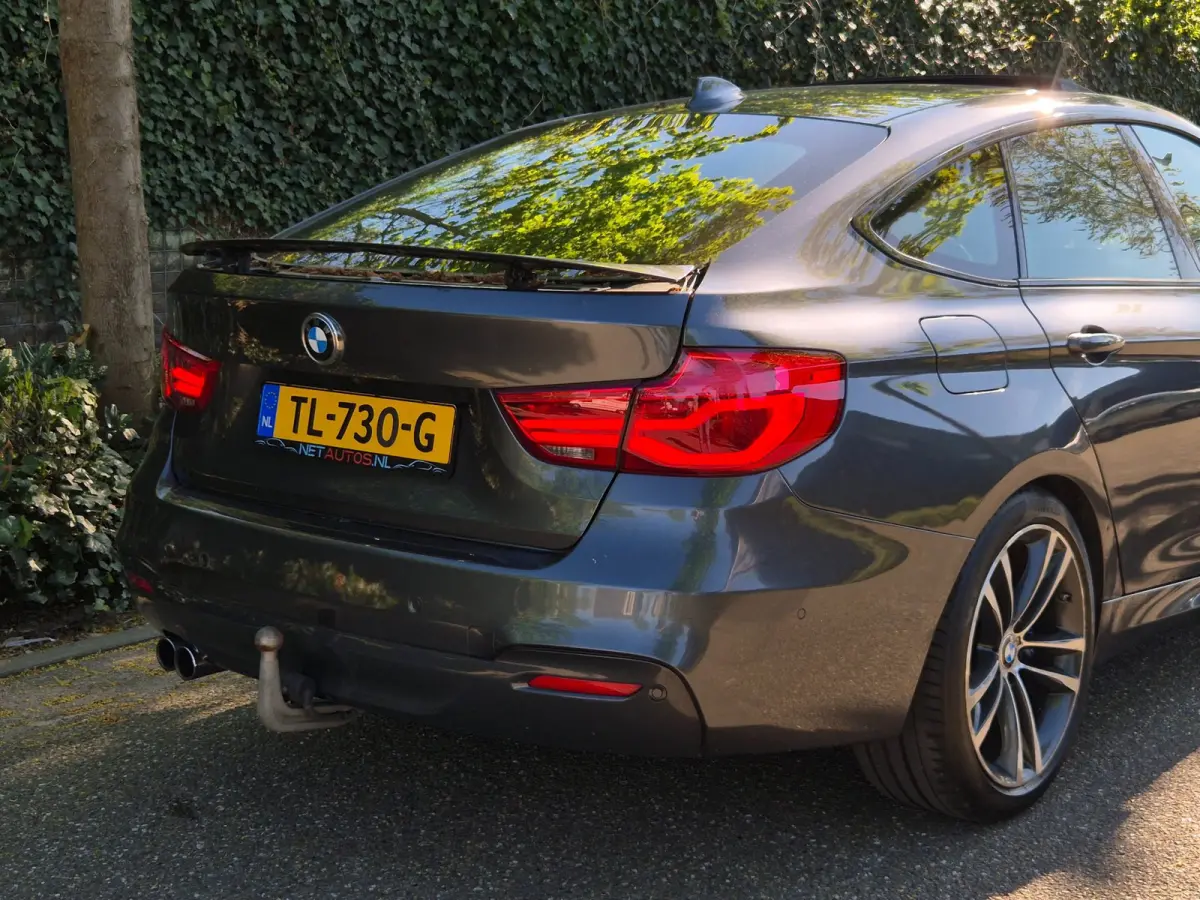 GT M Sport OPTIES Panorama CarPlay Adaptieve Cruise Elek. Trekhaak Camera 2e Eigenaar 320i High Executive