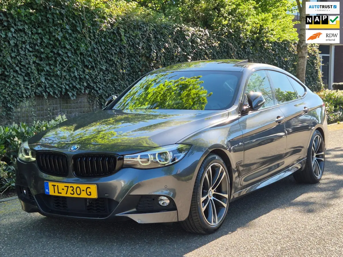 GT M Sport OPTIES Panorama CarPlay Adaptieve Cruise Elek. Trekhaak Camera 2e Eigenaar 320i High Executive