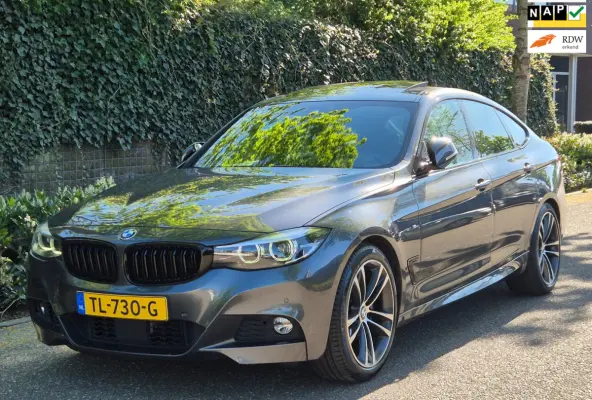 GT M Sport OPTIES Panorama CarPlay Adaptieve Cruise Elek. Trekhaak Camera 2e Eigenaar 320i High Executive