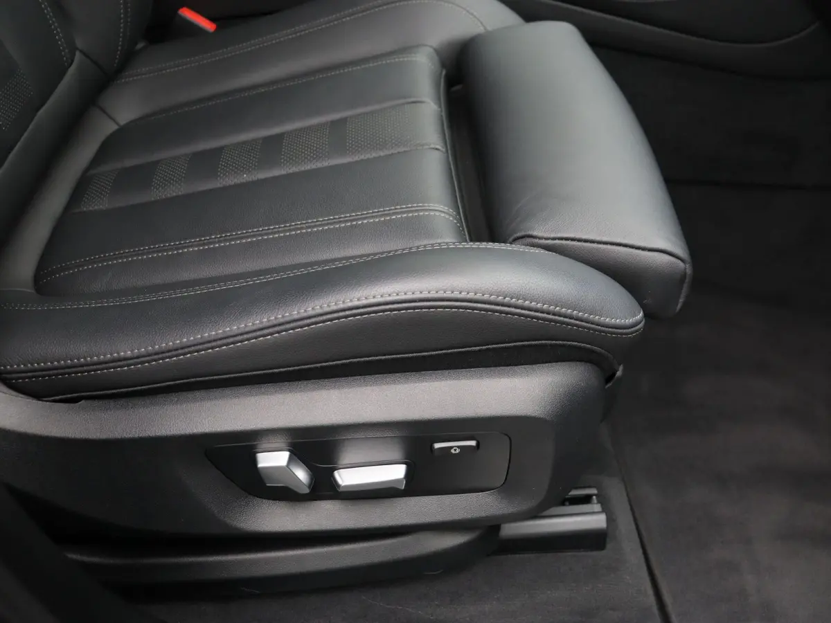 xDrive45e Driving Assist Prof | SoH 93% | Head-Up Display | Trekhaak | HIFI | 22"