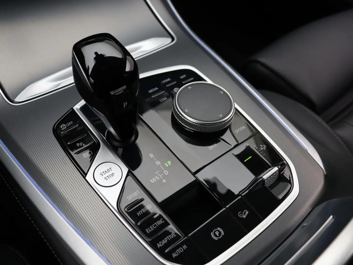 xDrive45e Driving Assist Prof | SoH 93% | Head-Up Display | Trekhaak | HIFI | 22"
