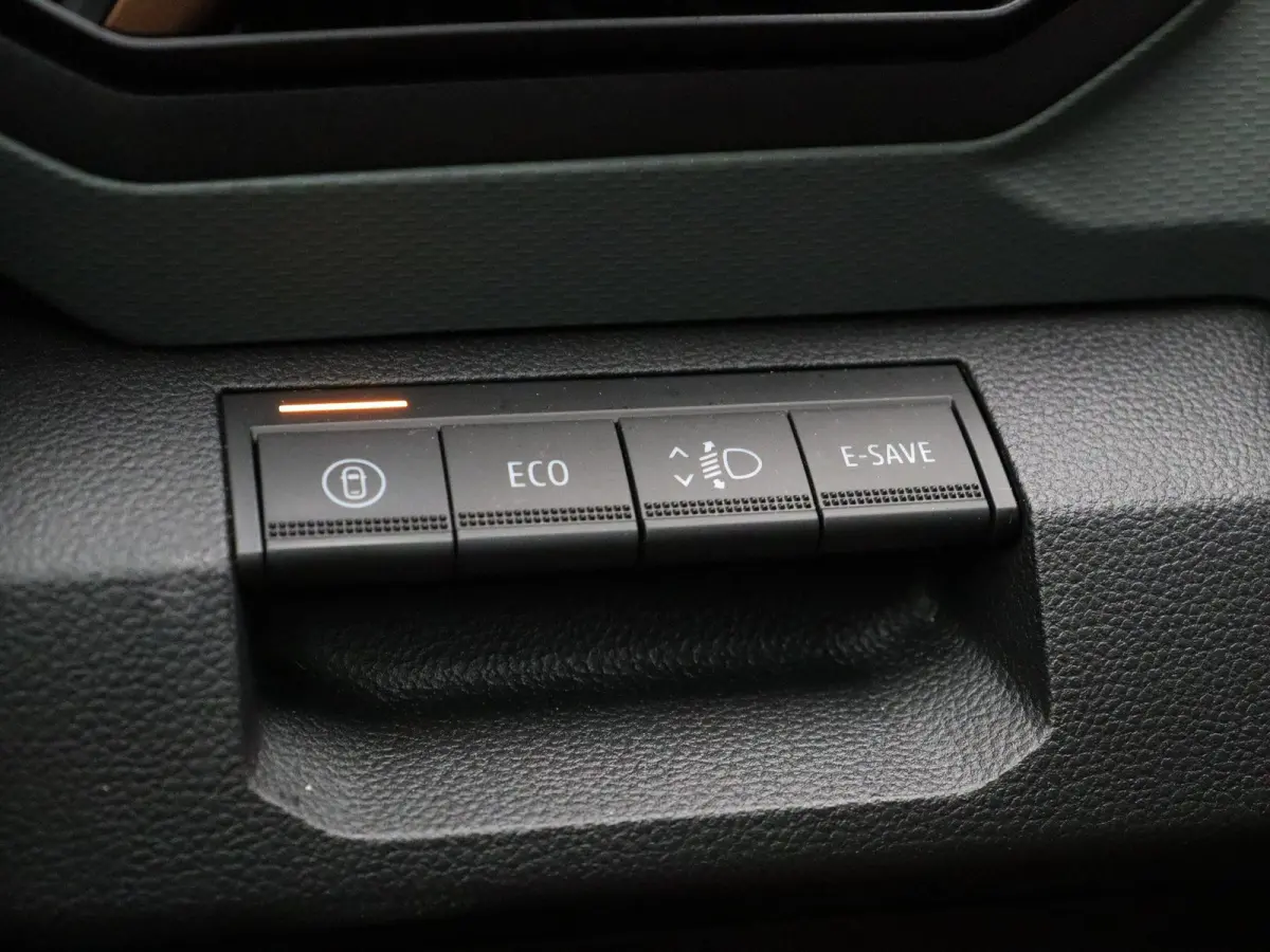 Hybrid 140pk Extreme | Stoel- en stuurwielverwarming | Achteruitrijcamera | Apple carplay / Android auto |