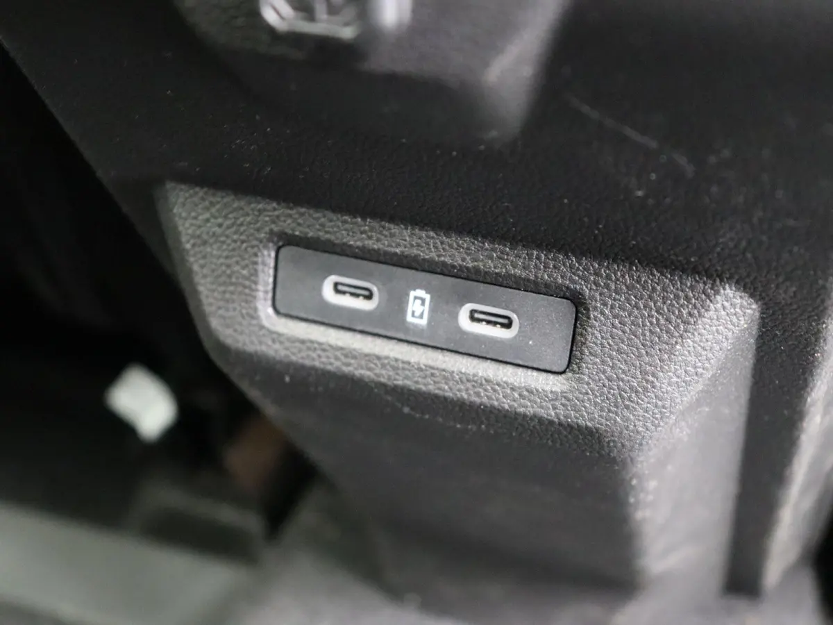 Hybrid 140pk Extreme | Stoel- en stuurwielverwarming | Achteruitrijcamera | Apple carplay / Android auto |