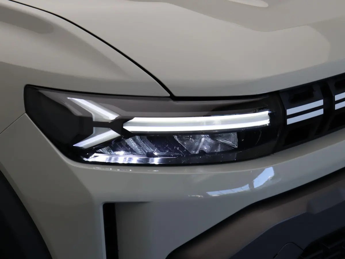 Hybrid 140pk Extreme | Stoel- en stuurwielverwarming | Achteruitrijcamera | Apple carplay / Android auto |