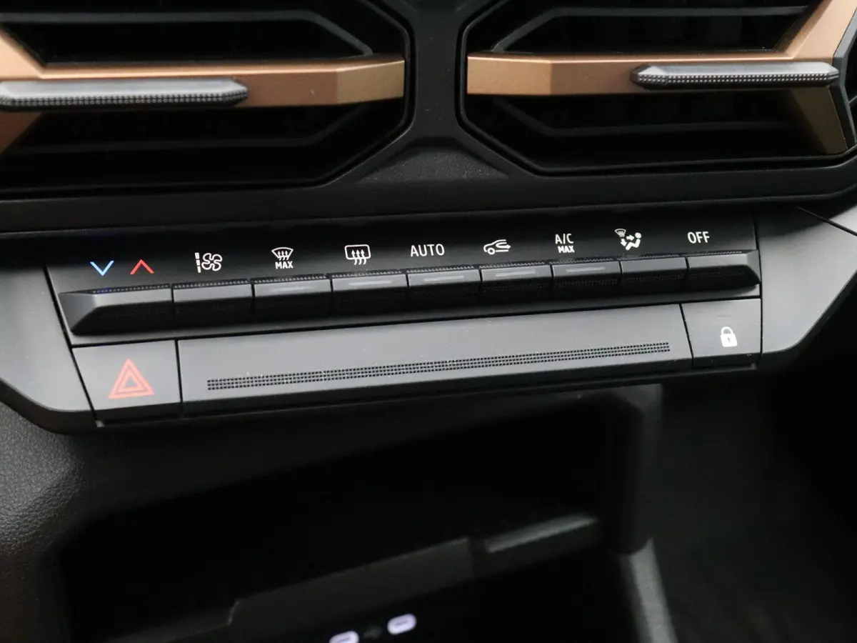 Hybrid 140pk Extreme | Stoel- en stuurwielverwarming | Achteruitrijcamera | Apple carplay / Android auto |