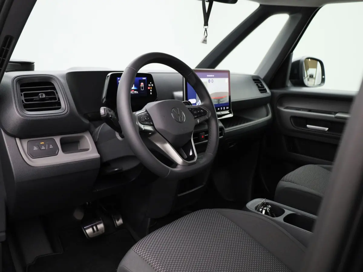 Bulli Limited Edition 286PK | Climatric Airco | Trekhaak | Stoelverwarming | Draadloos Apple Carplay/ Android Auto | DAB+ | Achteruitrijcamera inclusief 360 graden | Diefstalalarm | Navigati