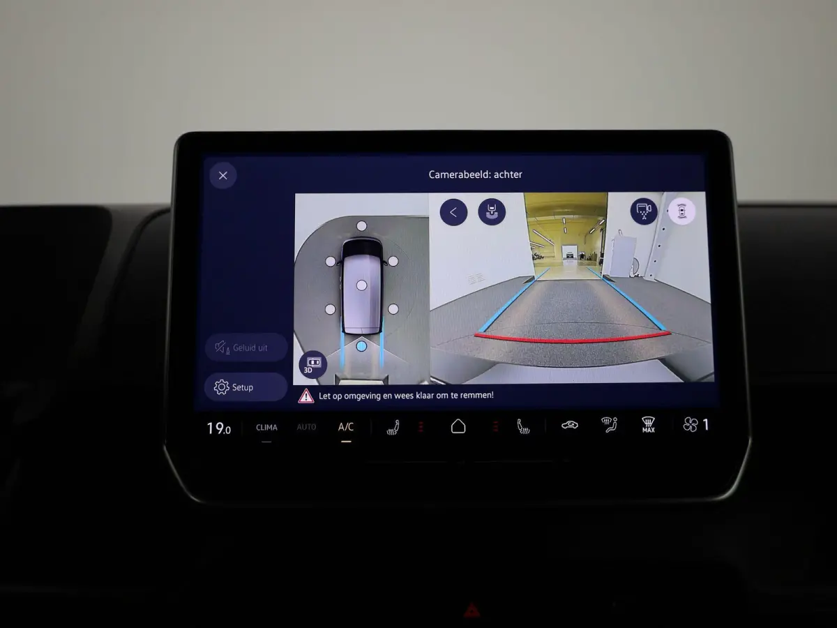 Bulli Limited Edition 286PK | Climatric Airco | Trekhaak | Stoelverwarming | Draadloos Apple Carplay/ Android Auto | DAB+ | Achteruitrijcamera inclusief 360 graden | Diefstalalarm | Navigati