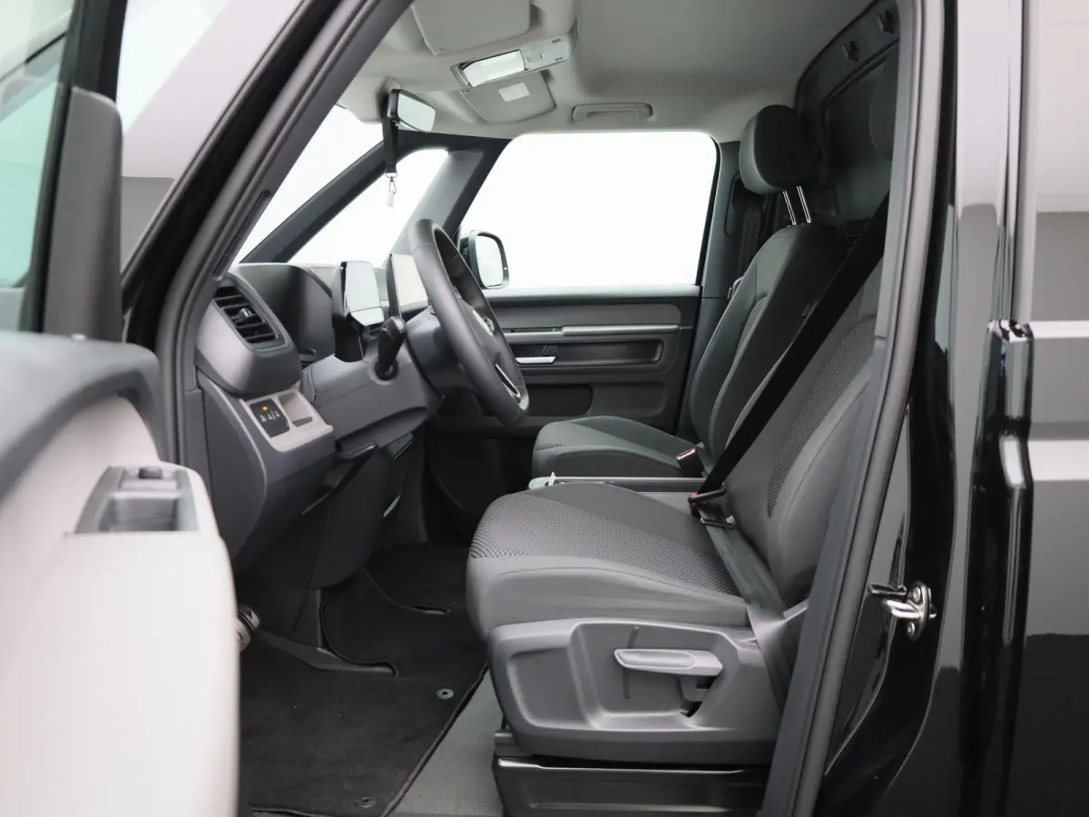 Bulli Limited Edition 286PK | Climatric Airco | Trekhaak | Stoelverwarming | Draadloos Apple Carplay/ Android Auto | DAB+ | Achteruitrijcamera inclusief 360 graden | Diefstalalarm | Navigati