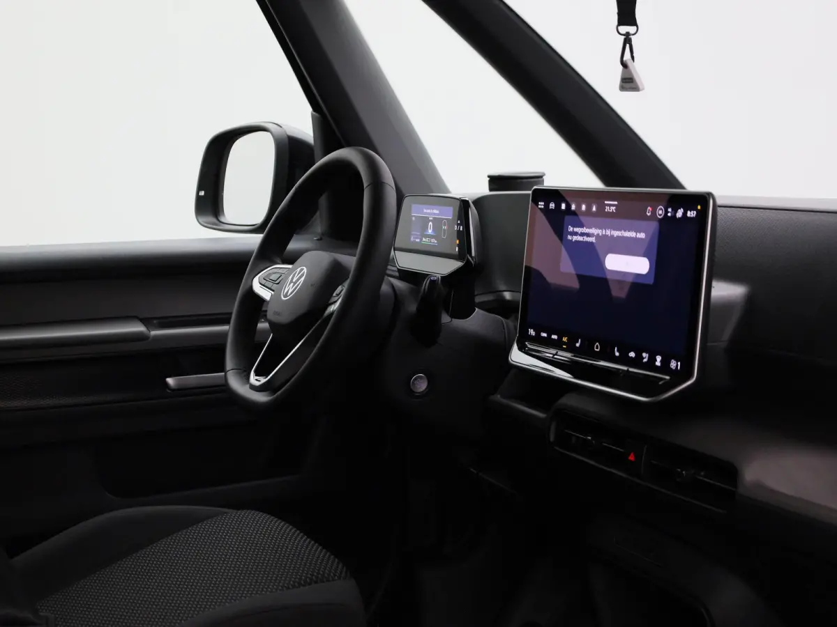 Bulli Limited Edition 286PK | Climatric Airco | Trekhaak | Stoelverwarming | Draadloos Apple Carplay/ Android Auto | DAB+ | Achteruitrijcamera inclusief 360 graden | Diefstalalarm | Navigati