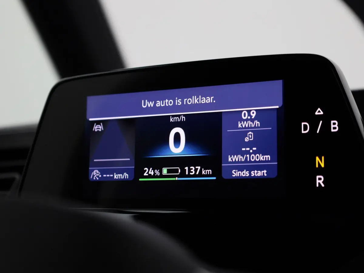 Bulli Limited Edition 286PK | Climatric Airco | Trekhaak | Stoelverwarming | Draadloos Apple Carplay/ Android Auto | DAB+ | Achteruitrijcamera inclusief 360 graden | Diefstalalarm | Navigati