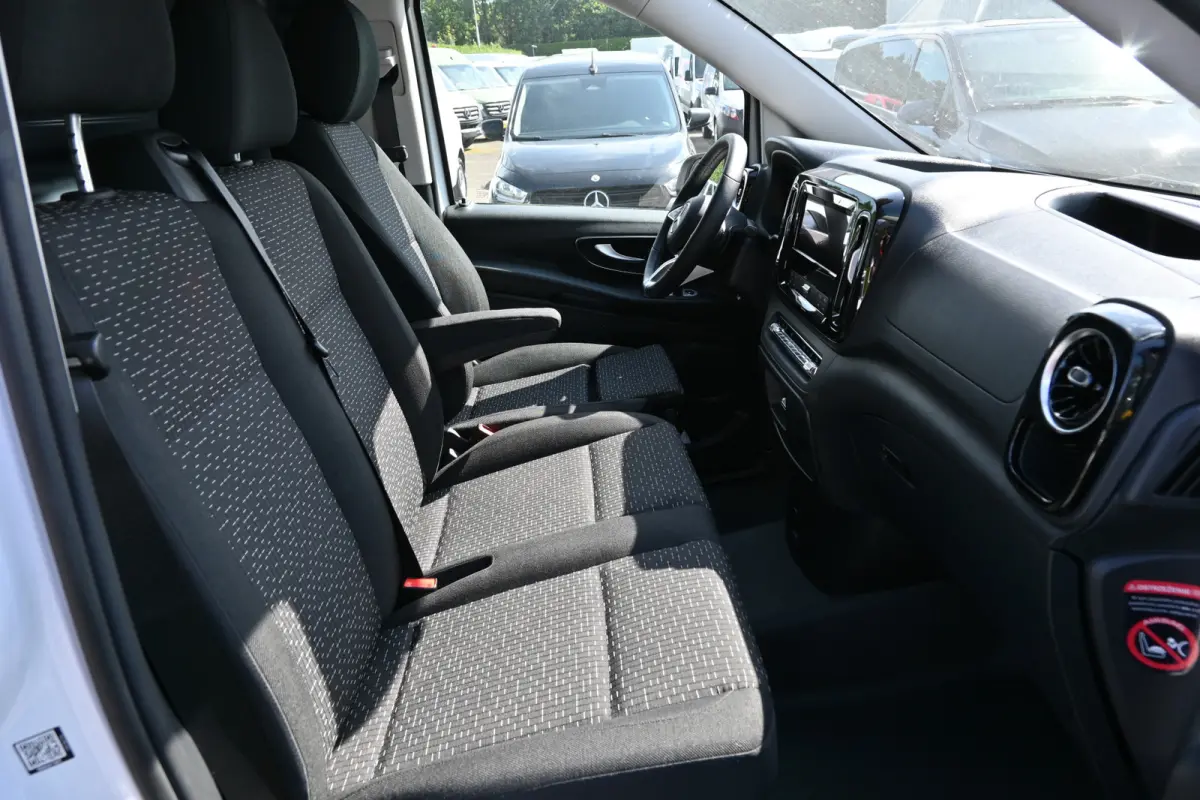 112 Facelift Pro L2 60 kWh Snellader, Smartphone integratiepakket, Leder stuur, Winter pakket, Etc.