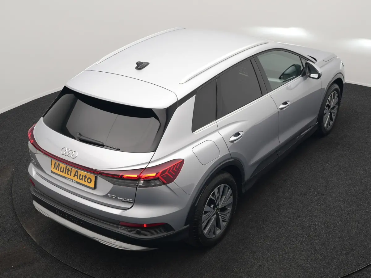 50 quattro Advanced edition 82 kWh 300pk Dealer O.H. | Apple Carplay | Voorstoelen Verwarmd | Navigatie Plus | 19"L.M | LED | Cruise Control | DAB | Virtual |