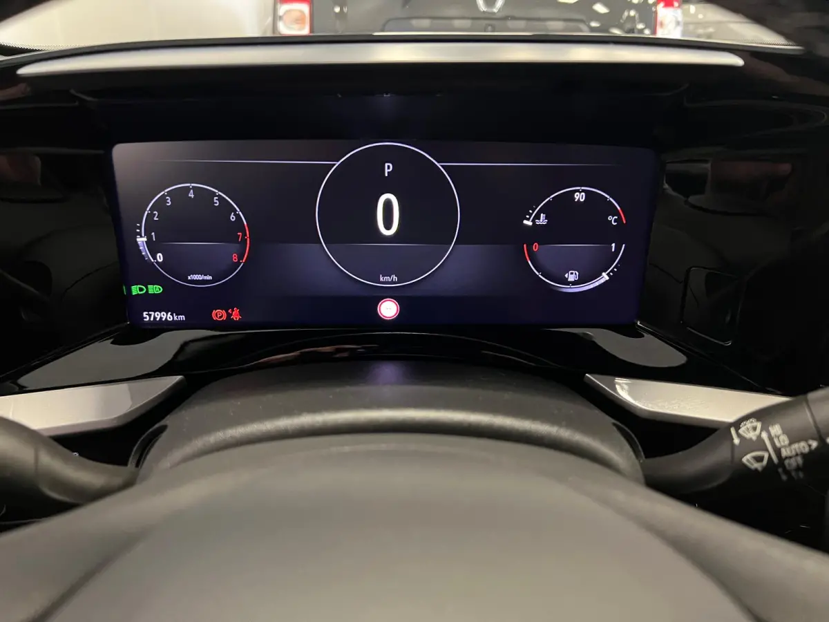 1.2 T 130 PK / GS-LINE / AUTOMAAT / NAVI / CAMERA / CLIMATE / CARPLAY /