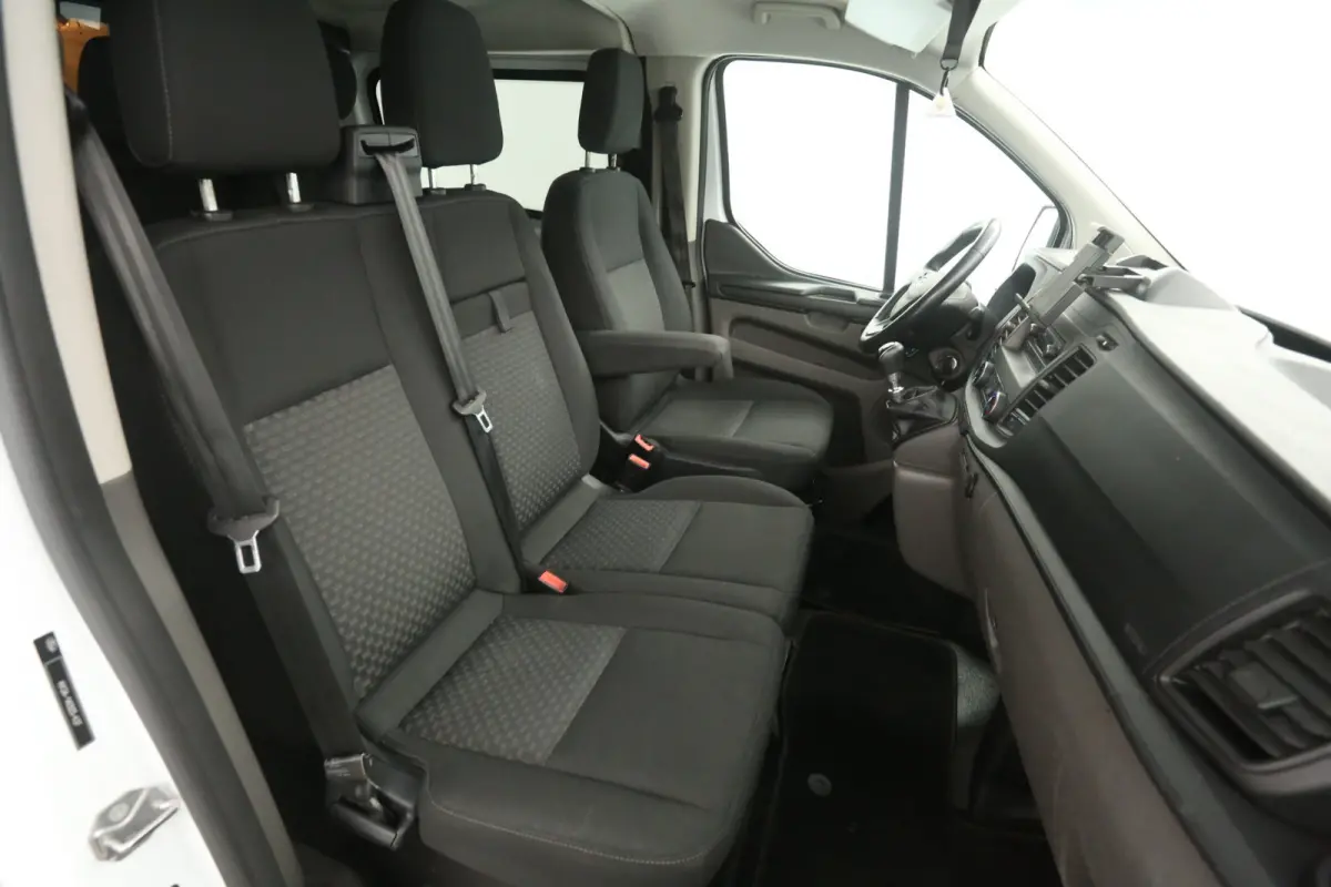 2.0 TDCI L2H1 | DC | 6 Zits | 2800kg Trekgew. | Airco | Cruise | 2xSchuifdeur | Parkeersens. | Trekhaak
