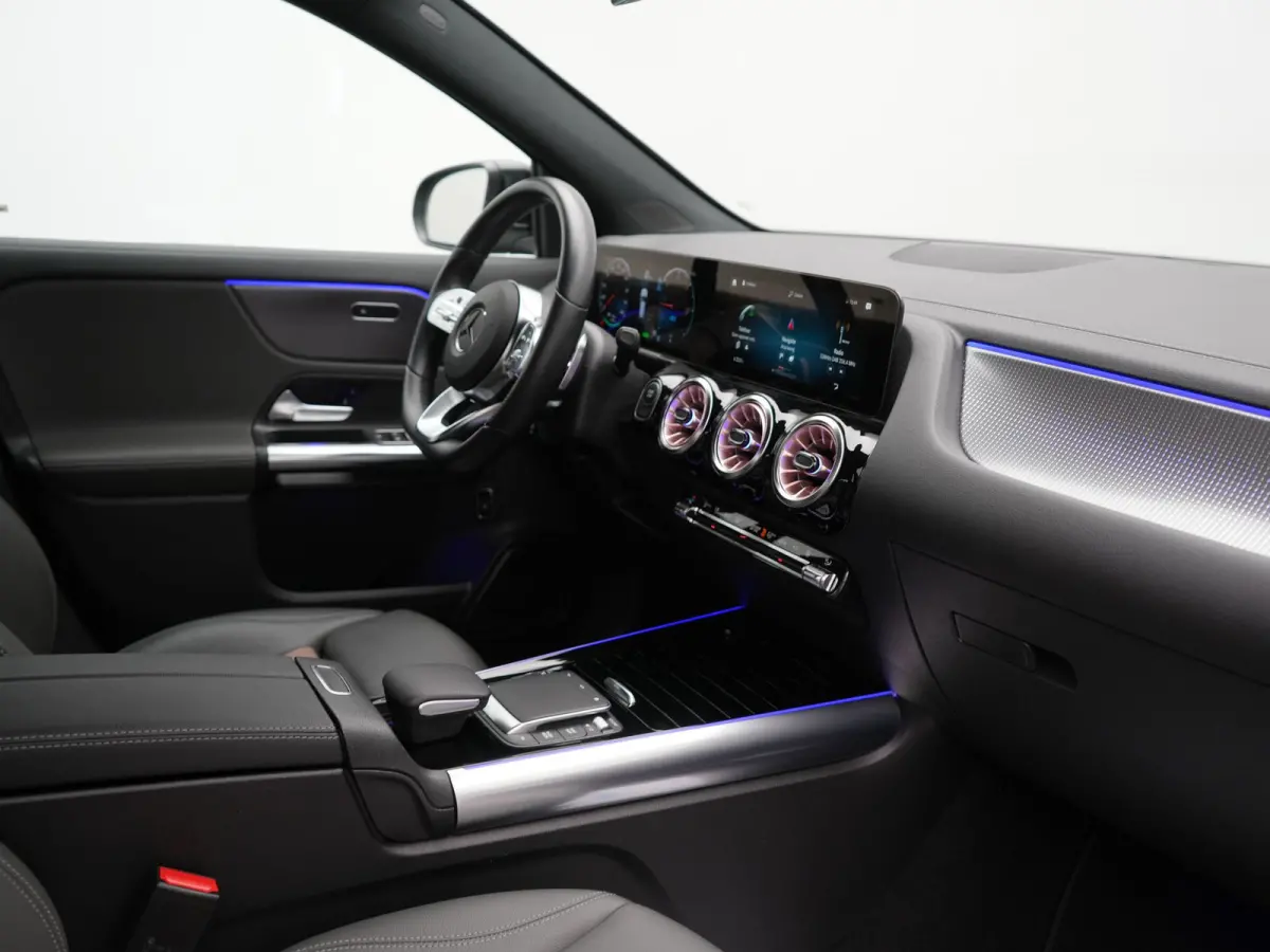 250+ Business Line 74 kWh LONG RANGE 191pk Dealer O.H. | MBUX Widescreen Navi | Camera | Sfeerverlichting | 18"L.M | Sportstoelen Verwarmd | Apple Carplay | Cruise Control | Navigatie | DAB 