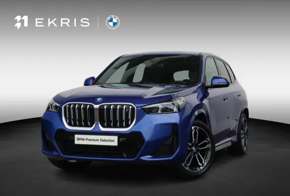 xDrive30 Launch Edition 67 kWh / M-Sport Pakket / Pano Dak / Stoelverwarming Voor /
