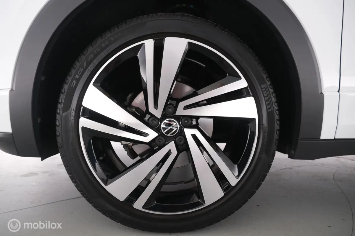1.0 TSI DSG7 R-Line NL-auto|led|nav|cam|keyless|acc|lmv18
