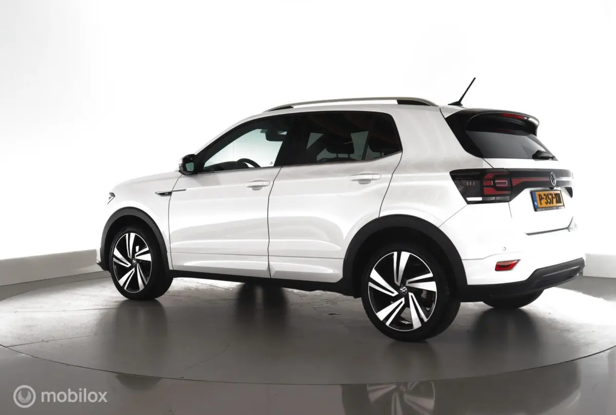 1.0 TSI DSG7 R-Line NL-auto|led|nav|cam|keyless|acc|lmv18
